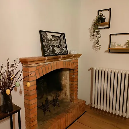 Civico 14 أمبيرتيدي